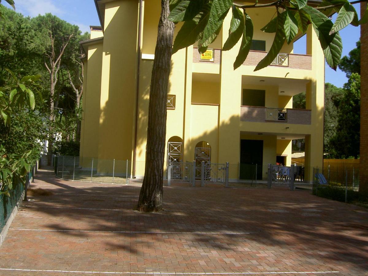Le Terrazze Apartments Lido di Spina Exteriér fotografie