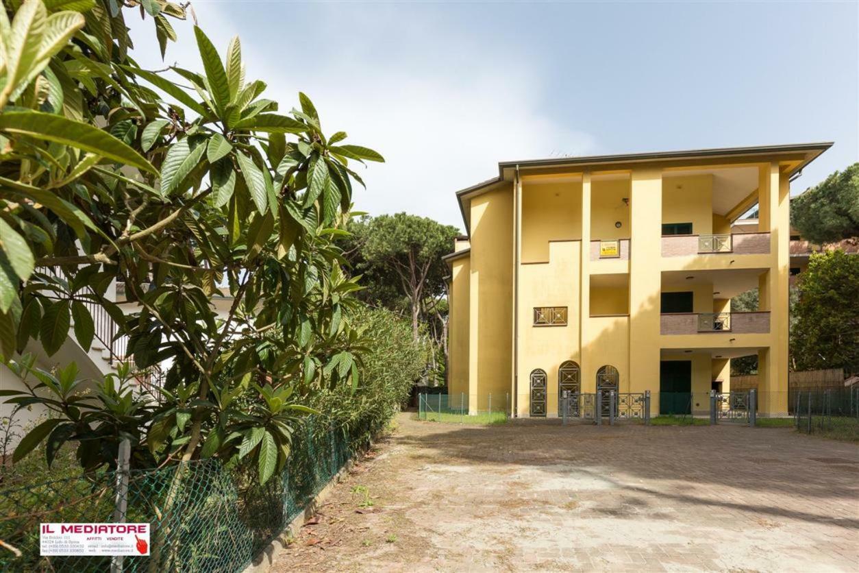 Le Terrazze Apartments Lido di Spina Exteriér fotografie