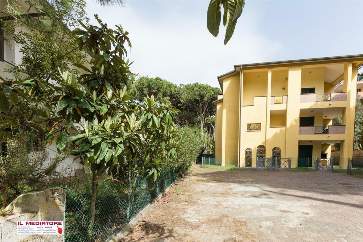 Le Terrazze Apartments Lido di Spina Exteriér fotografie